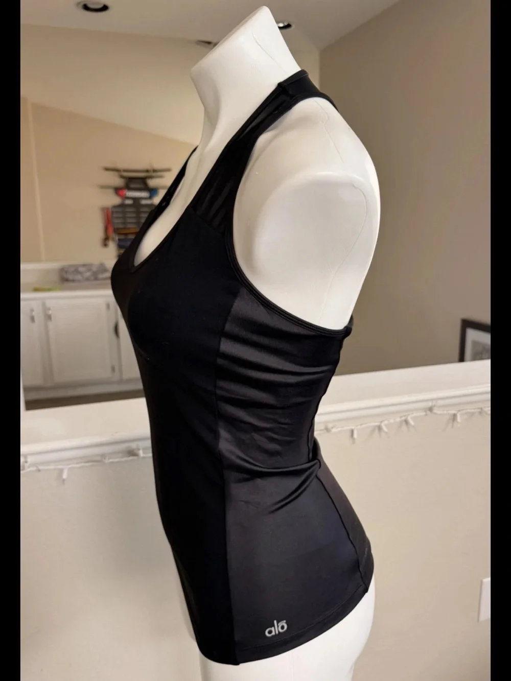 ALO Yoga Black Raceback Tank Mesh Panel Size S? (B3) 089